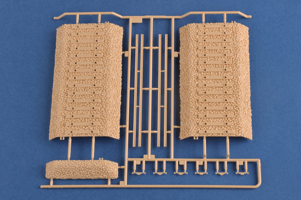 Hobby Boss 1/72 German Kommandowagen of BP-42 | 6939319229243