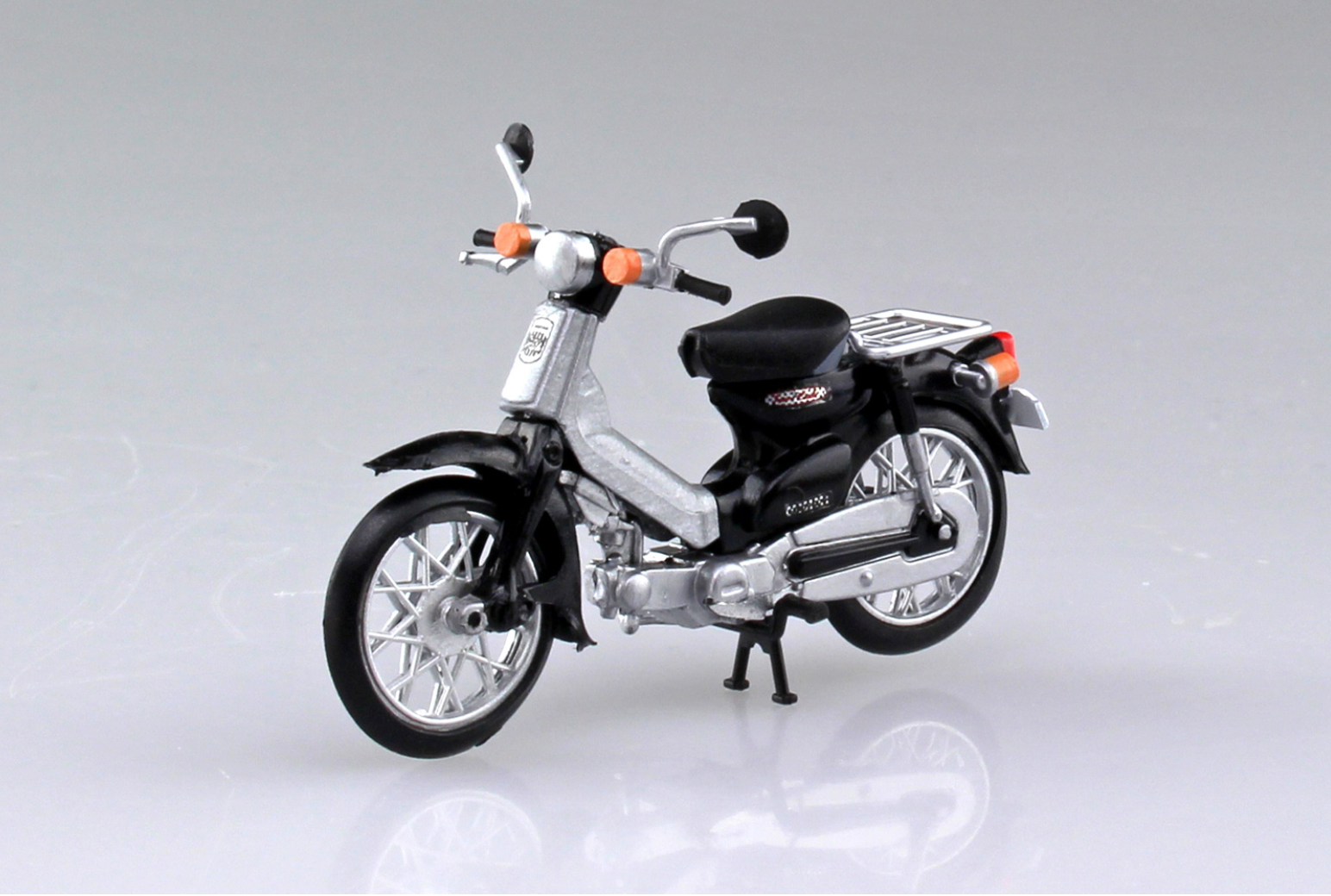 Aoshima 1/32 Honda Super Cub collection, Blind Box of 8