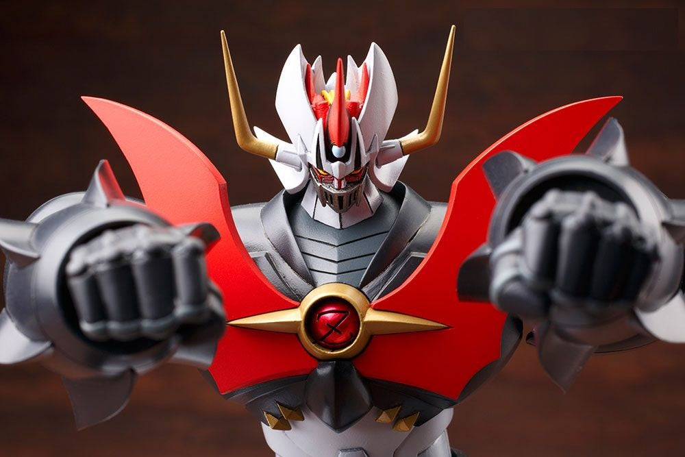 Kotobukiya Mazinger Z - Mazinkaiser (9.06 Inch Tall approx) Full Action Model Kit | 190526036147