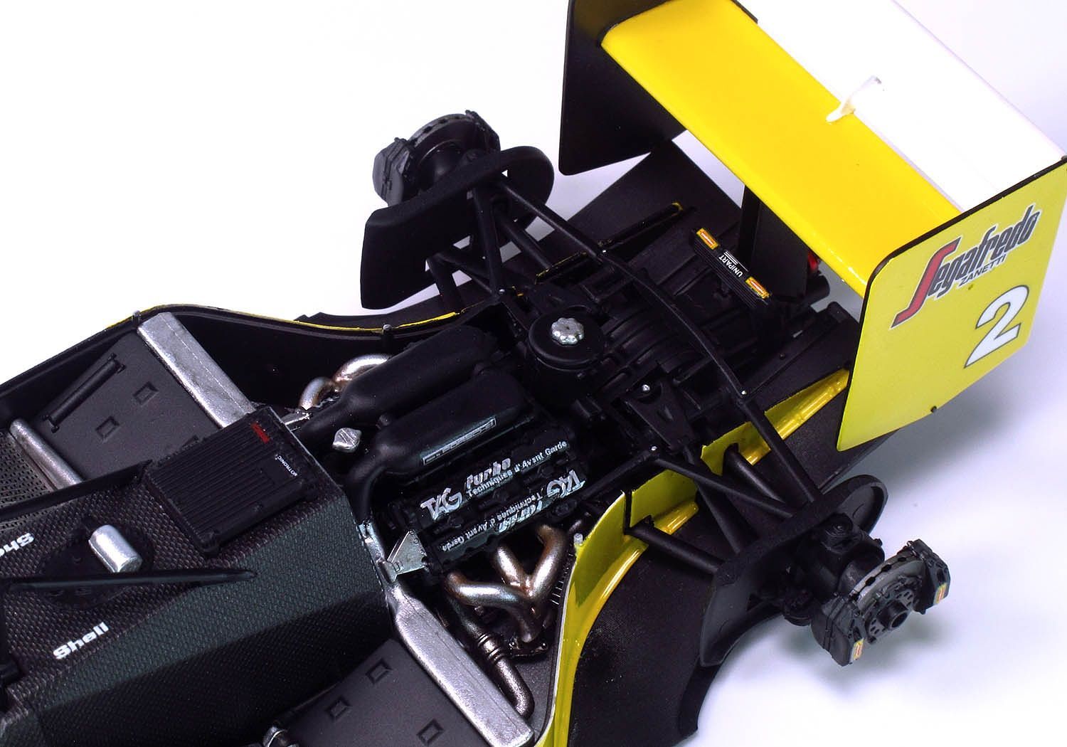 Platz 1/20 McLaren MP4/2C '86 Portuguese GP | 4545782063066