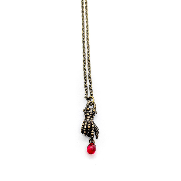 16 directions Dragon's Dogma 2 Dragon Hand Pendant | 4571675895056