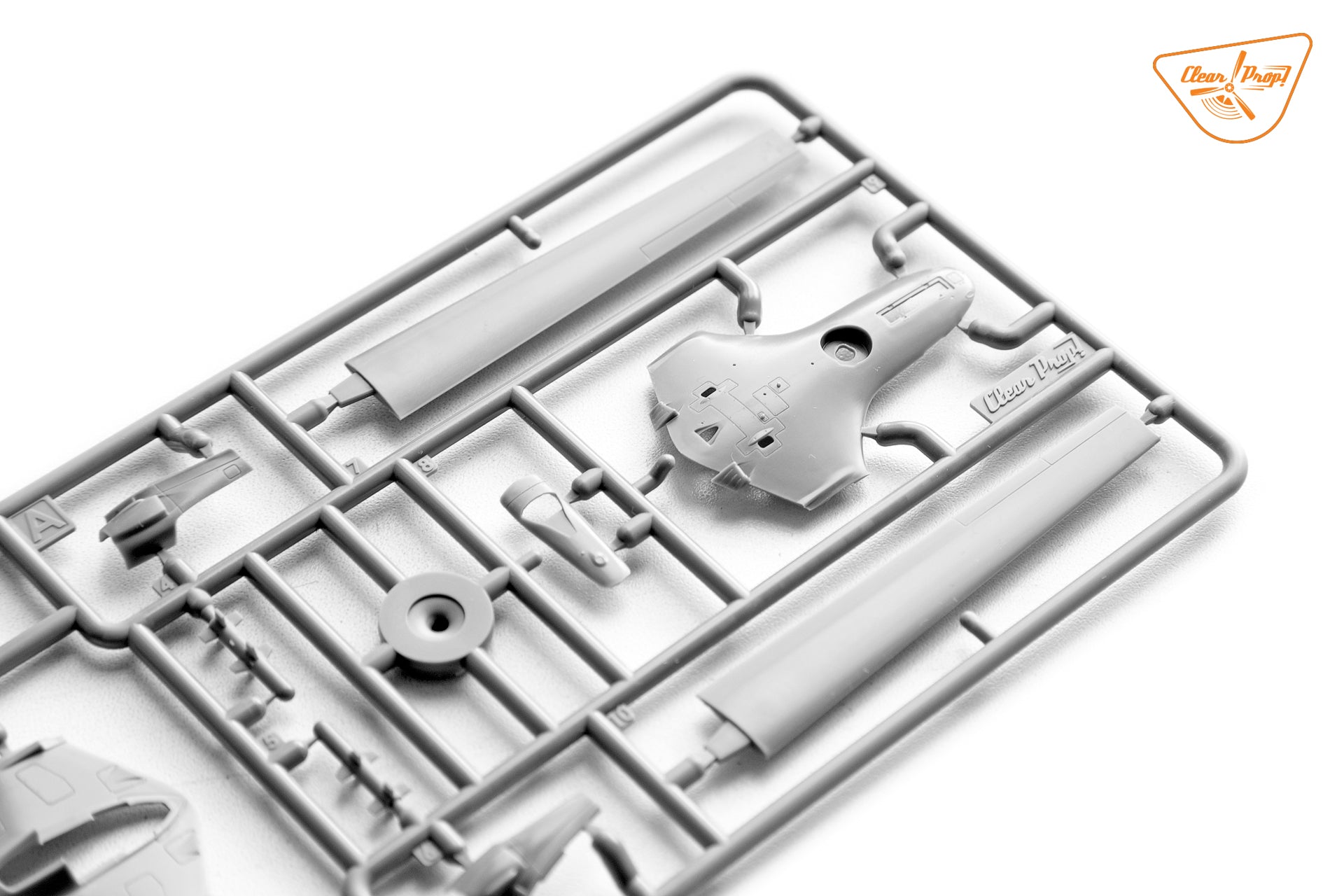 Clear Prop 1/72 TB.2 UAV UKRAINIAN NAVY [Starter Kit] | 6400608763729