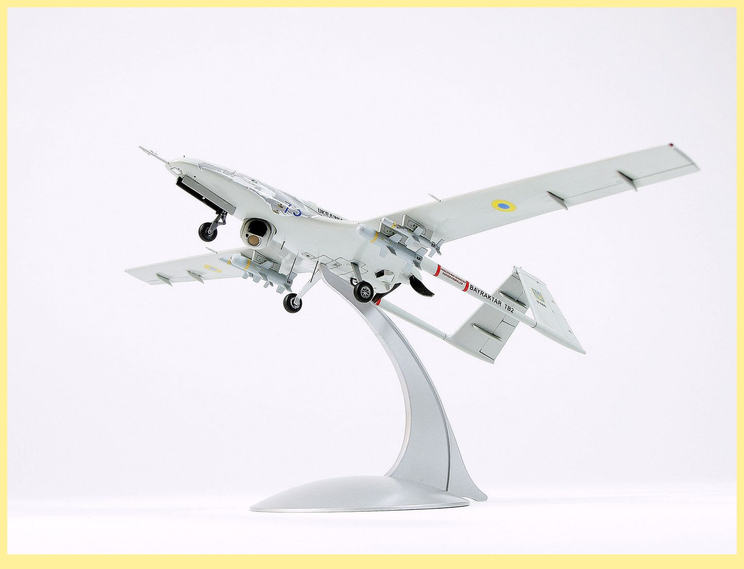 Clear Prop 1/48 TB.2 UAV UKRAINIAN NAVY [Starter Kit] | 6400608763514