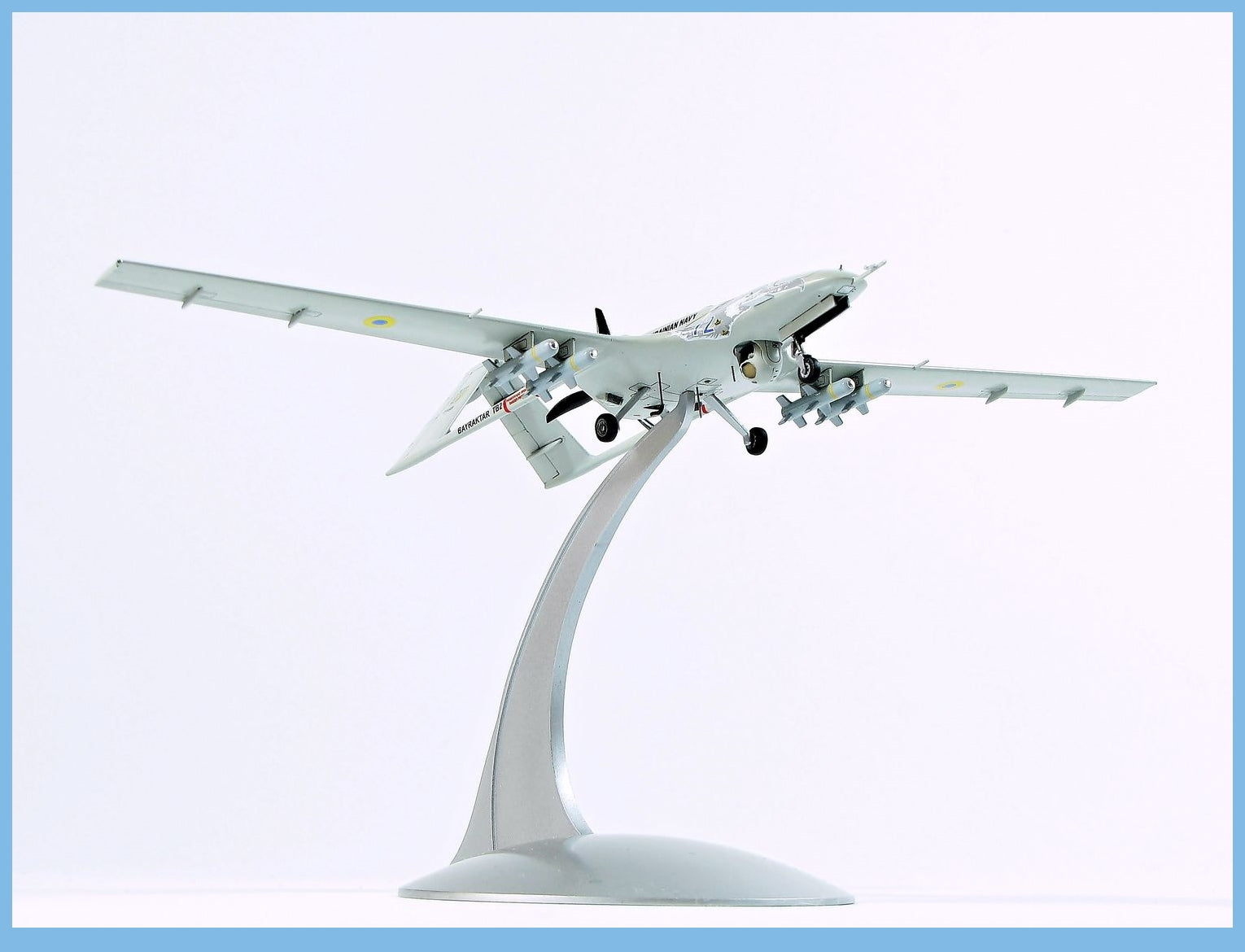 Clear Prop 1/72 TB.2 UAV UKRAINIAN NAVY [Starter Kit] | 6400608763729