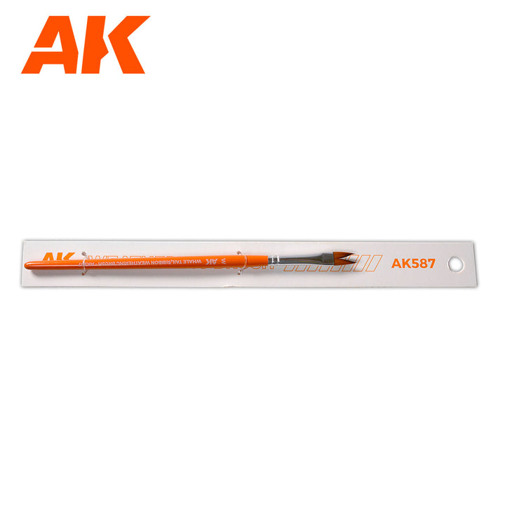 AK Interactive WHALE TAIL/RIBBON Weathering Brush | 8435568334908
