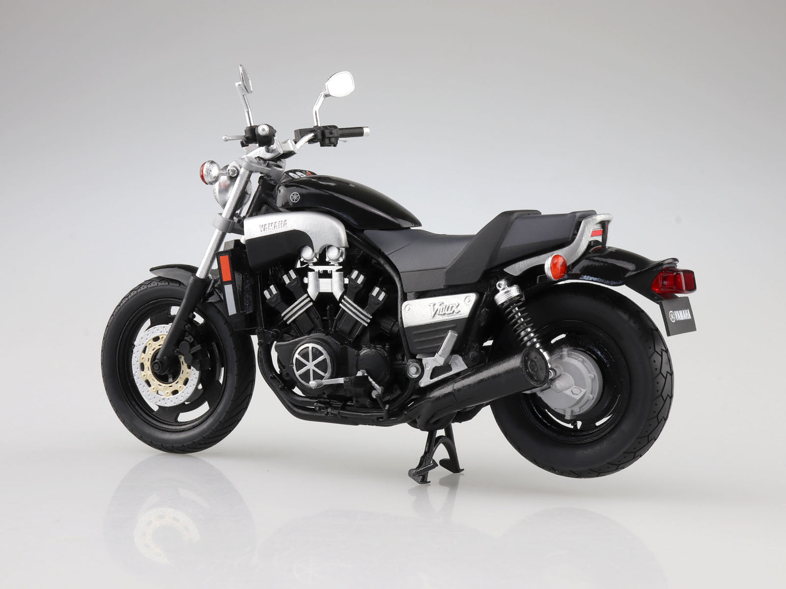 Aoshima 1/12 Yamaha Vmax Black 2