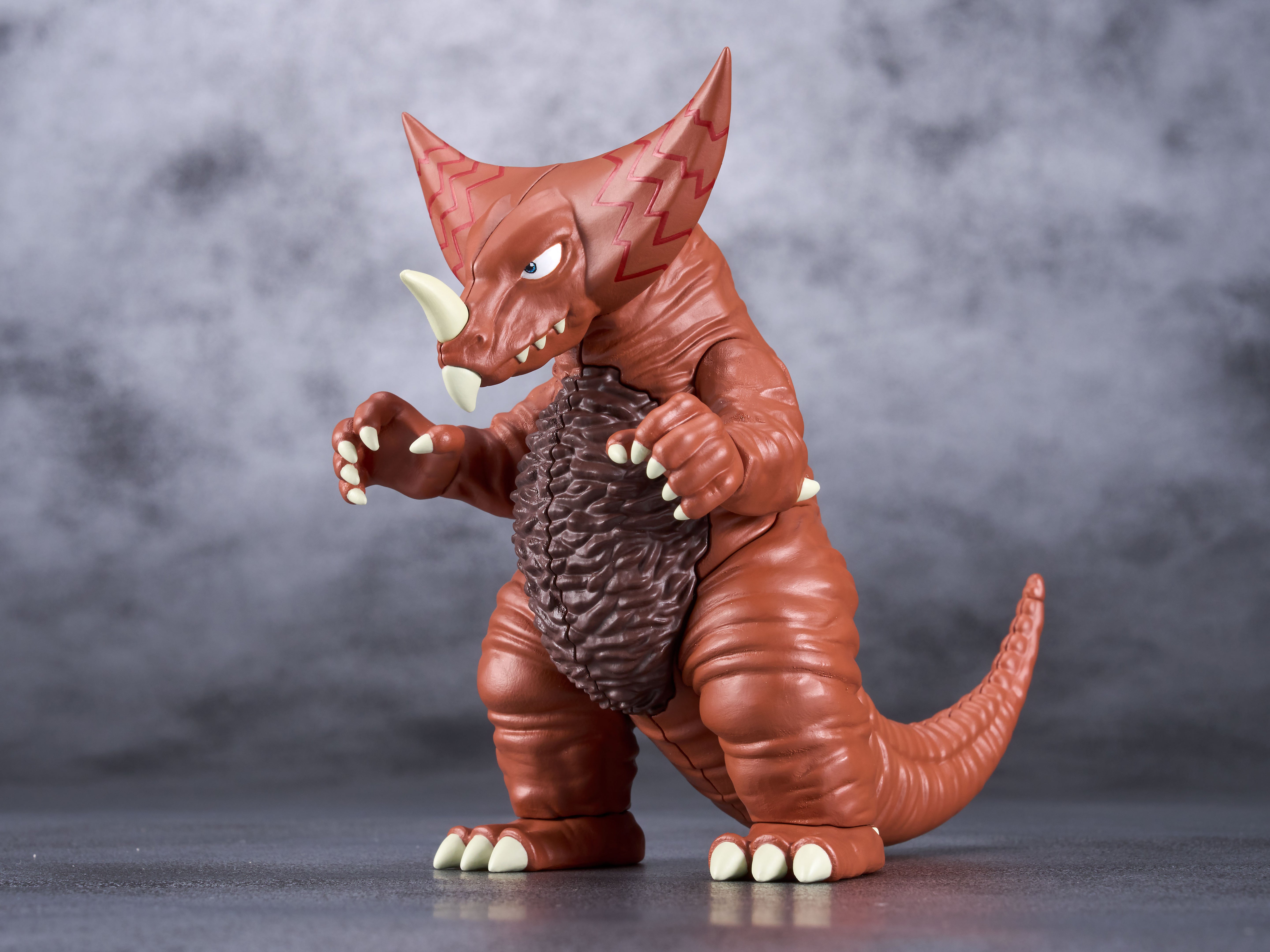 Megahouse Kaitai Puzzle, Gomora (With Gift) "Ultraman" | 4975430517649