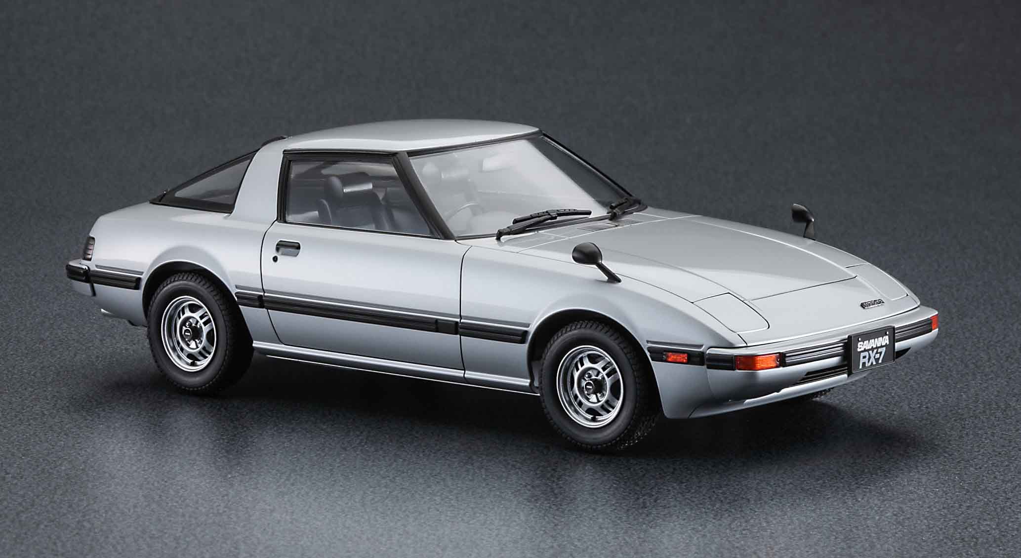 Hasegawa 1/24 MAZDA SAVANNA RX-7 (SA22C) MIDDLE VERSION GT (1980)(4967834206359)