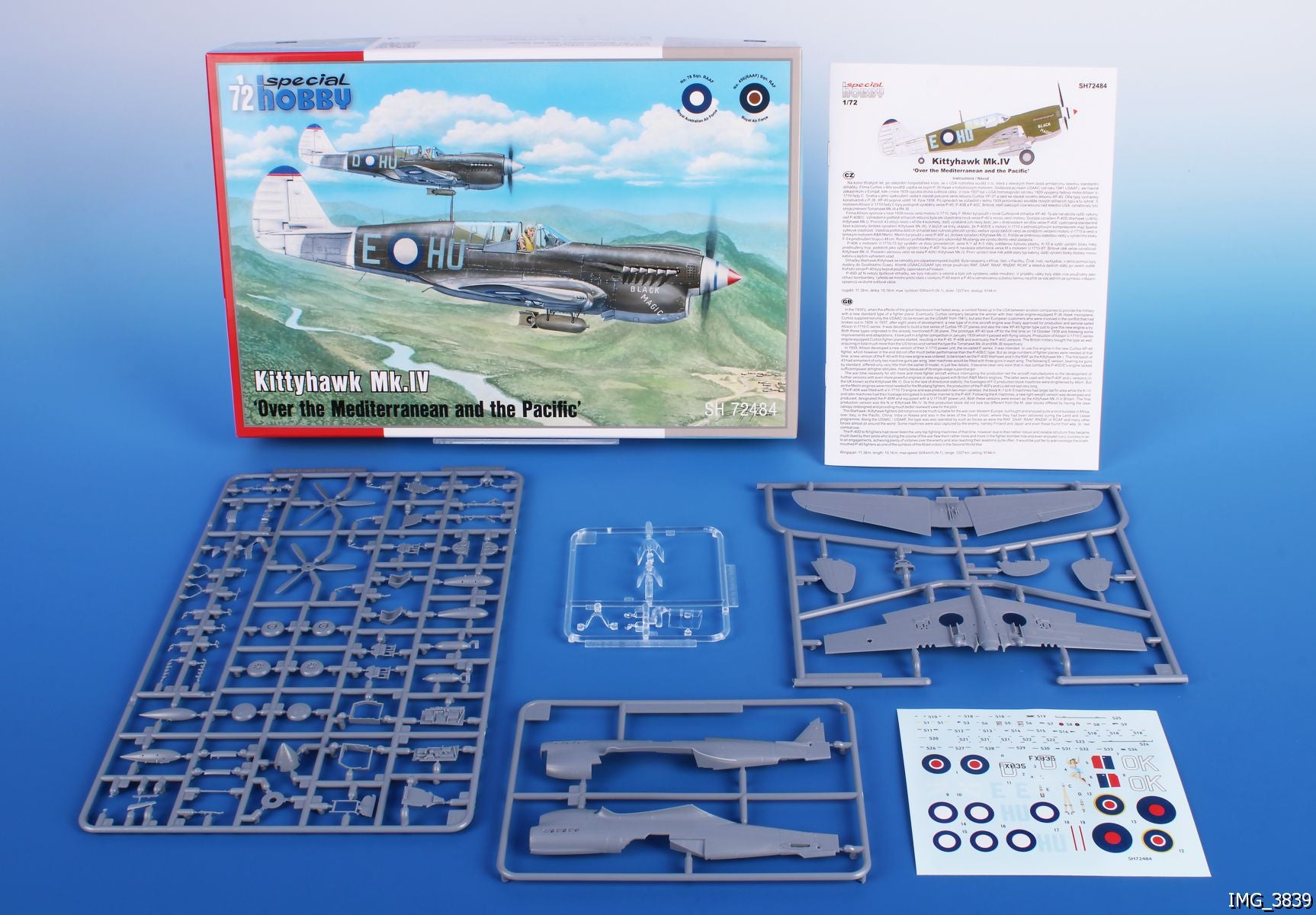 Special Hobby 1/72 Kittyhawk Mk.IV ‘Over the Mediterranean and the Pacific’ | 8594071089498