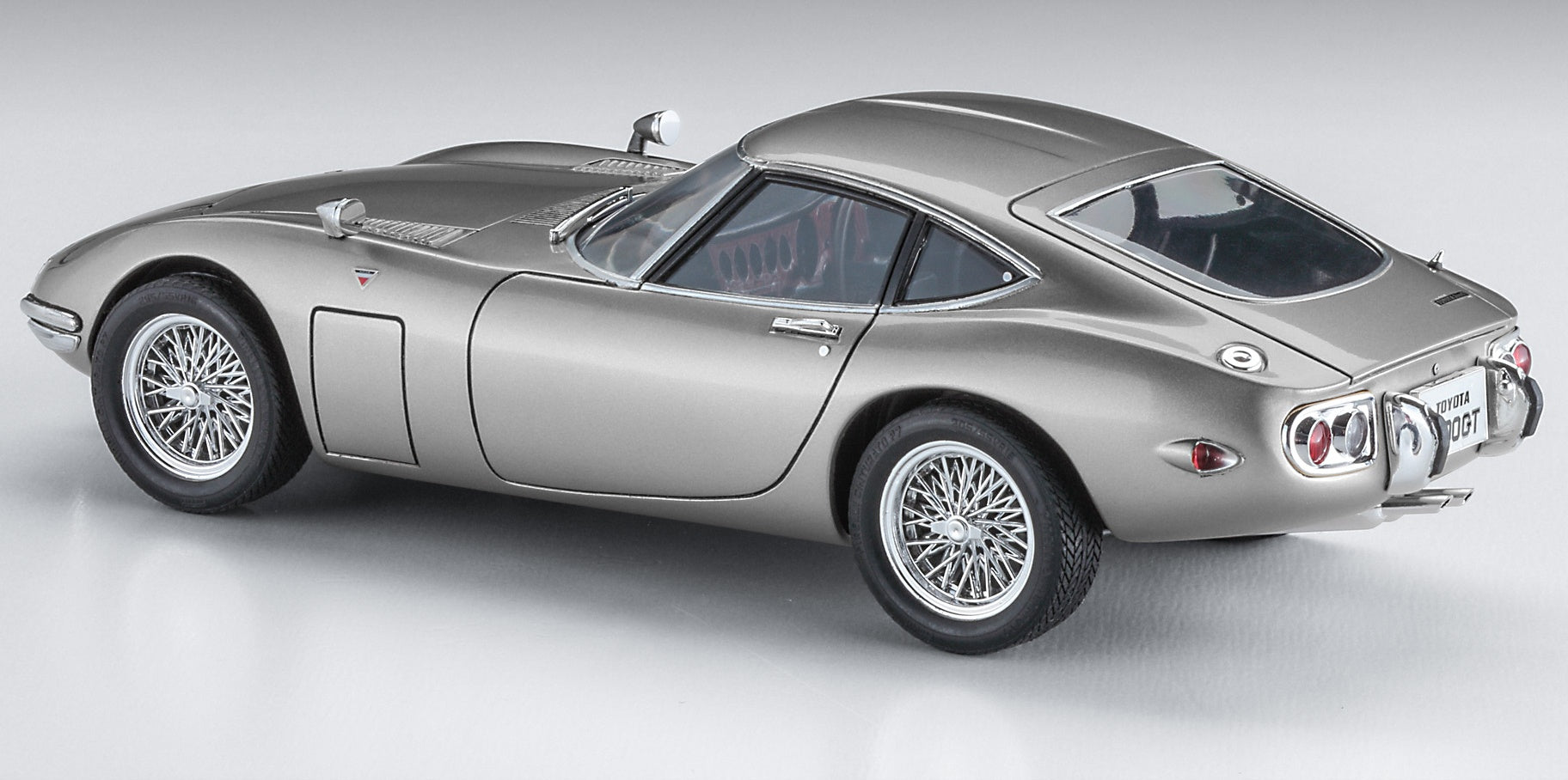 Hasegawa 1/24  TOYOTA 2000GT "WIRE WHEEL"(4967834206175)