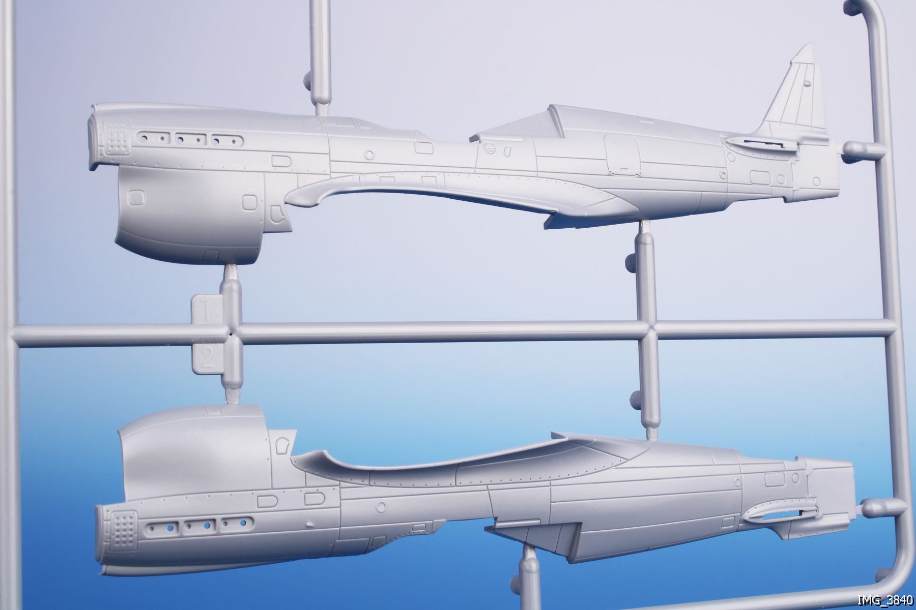 Special Hobby 1/72 Kittyhawk Mk.IV ‘Over the Mediterranean and the Pacific’ | 8594071089498