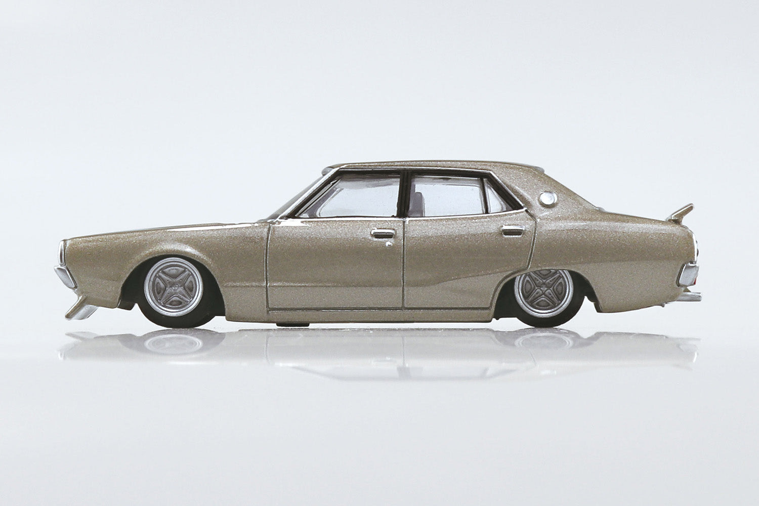Aoshima 1/64 Mini Car Grand Champion Collection Part.14, Blind Box of 12