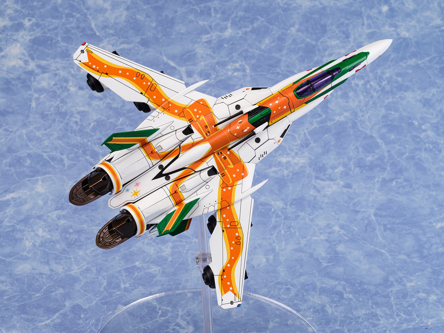Aoshima V.F.G. Macross F VF-25F Messiah Ranka Lee Macross 40th Anniversary(4905083064252)