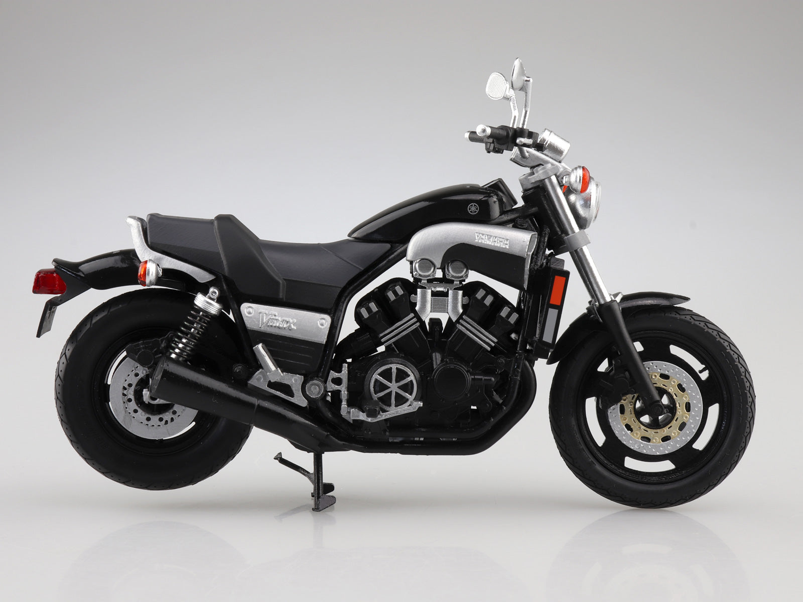 Aoshima 1/12 Yamaha Vmax Black 2