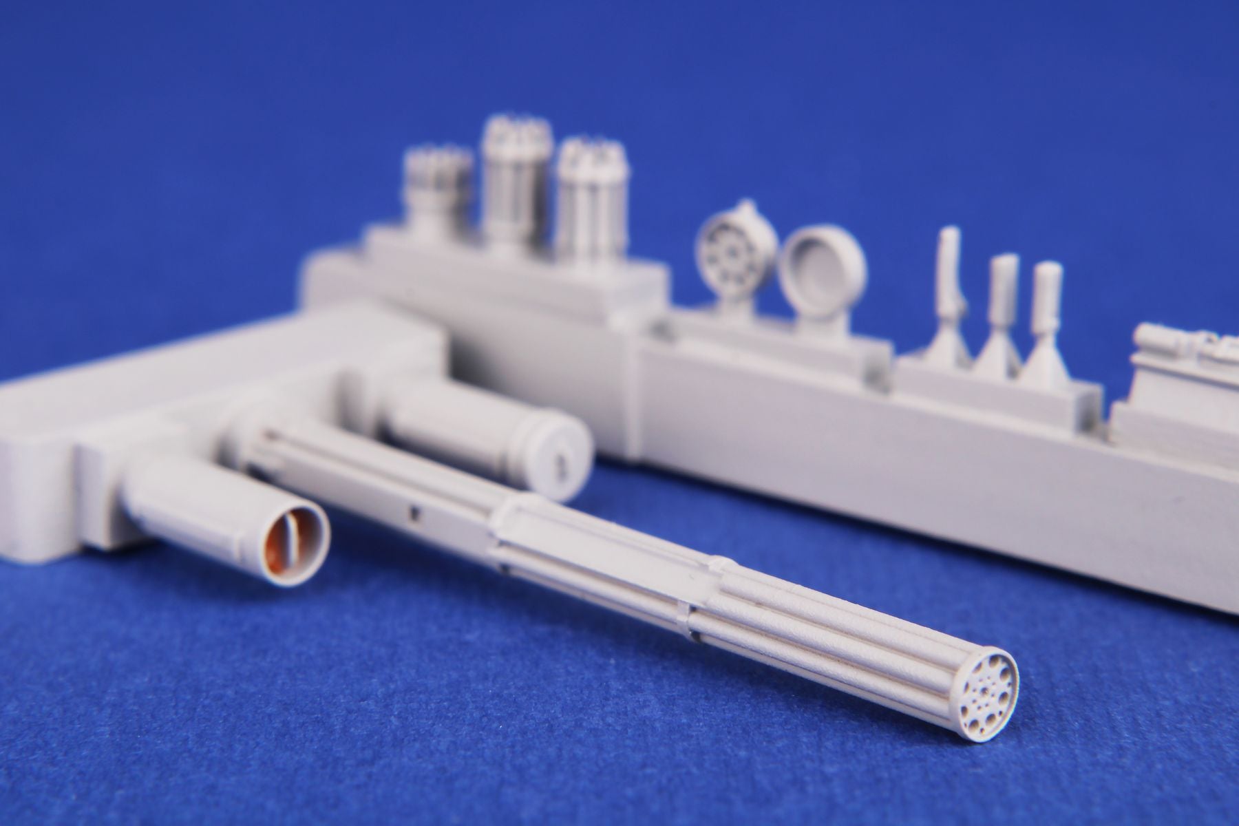 CMK 1/35 Fliegerfaust B German WWII Ground-to-Air Rocket Launcher | 8595593129259