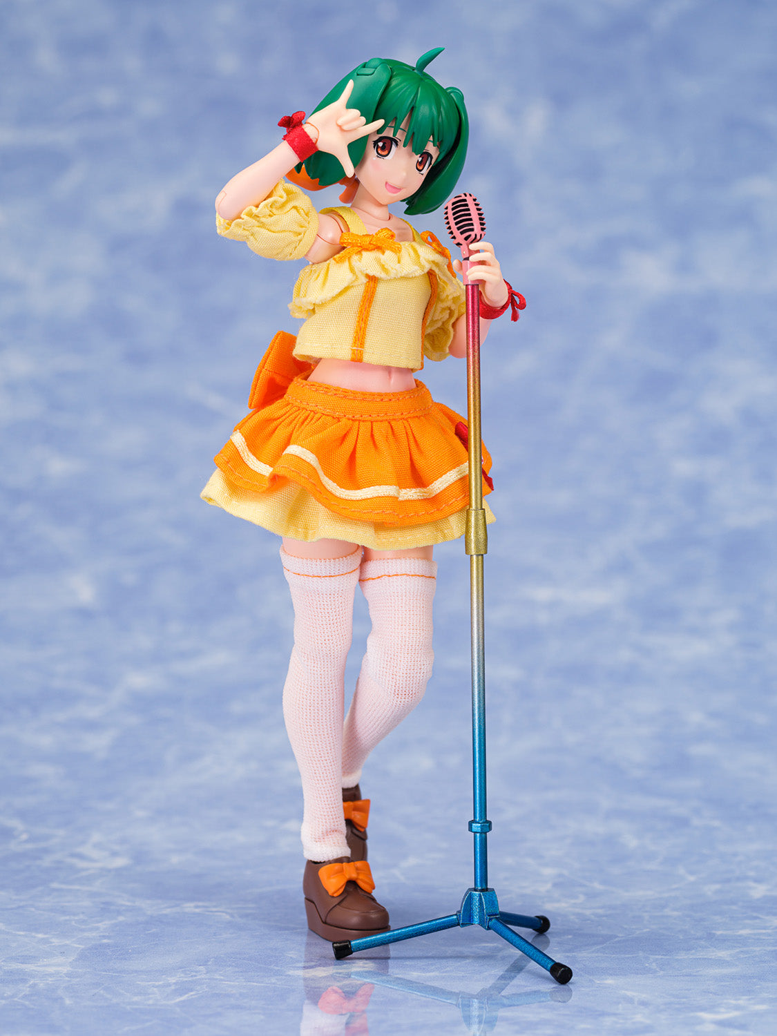 Aoshima V.F.G. Macross F VF-25F Messiah Ranka Lee Macross 40th Anniversary(4905083064252)