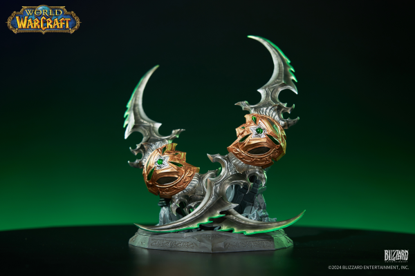 HEX Collectibles World of Warcraft 20th Anniversary Warglaives of Azzinoth Collector's Edition Replica | 6974281170230