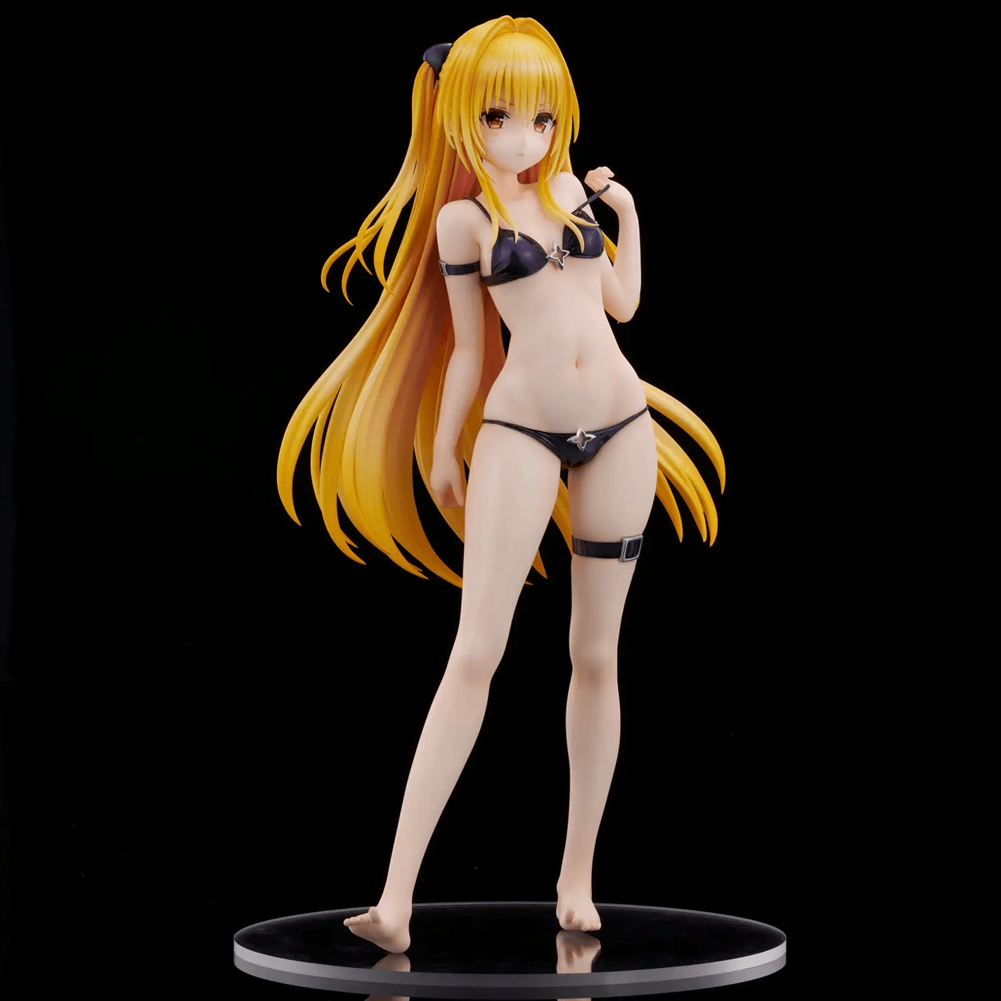 To LOVE-Ru Darkness Swimsuit Series “Golden Darkness” 1/4 Scale Figure | 4589642718178