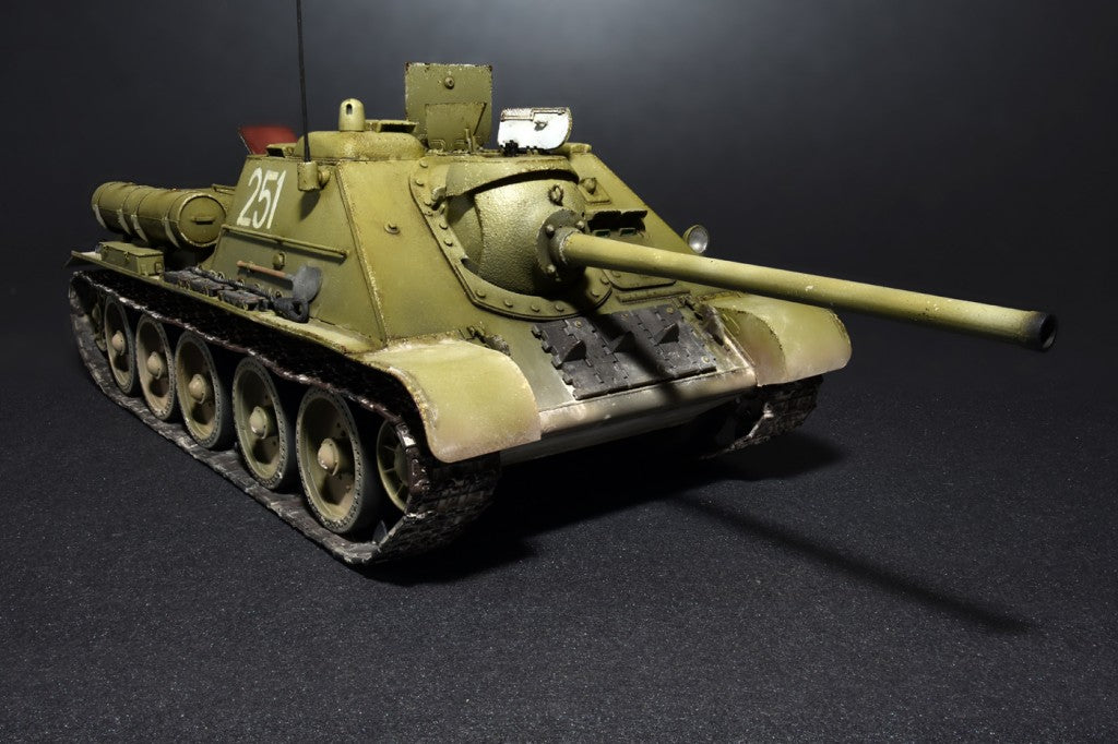 MiniArt 1/35 SU-85 Mod. 1943 (Mid Production) w/Full Interior | 4820183310408