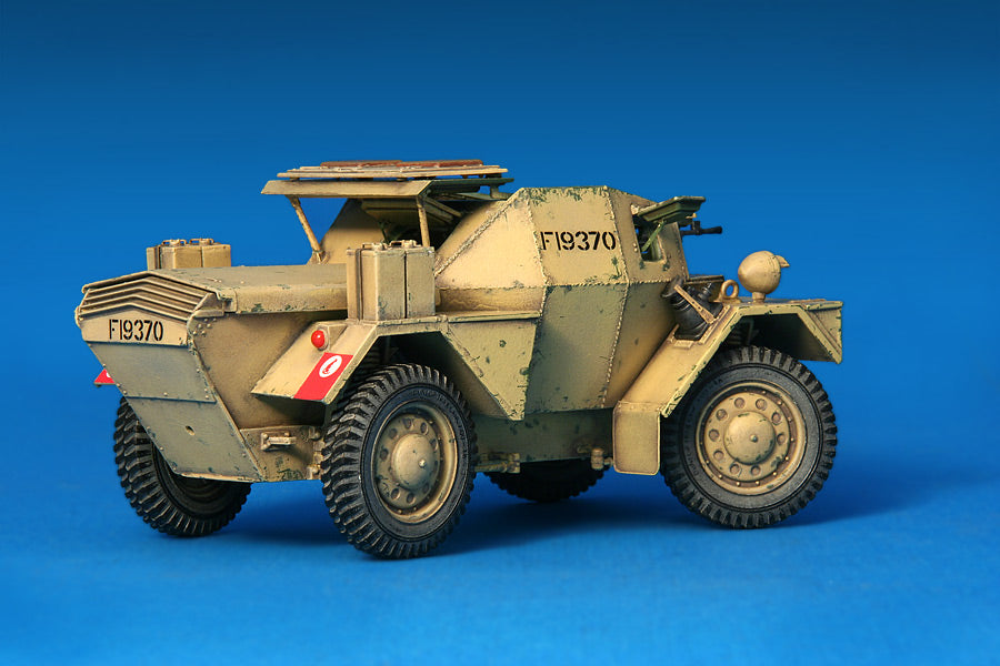 MiniArt 1/35 British Scout Car Dingo MK. 1b | 4820041101278