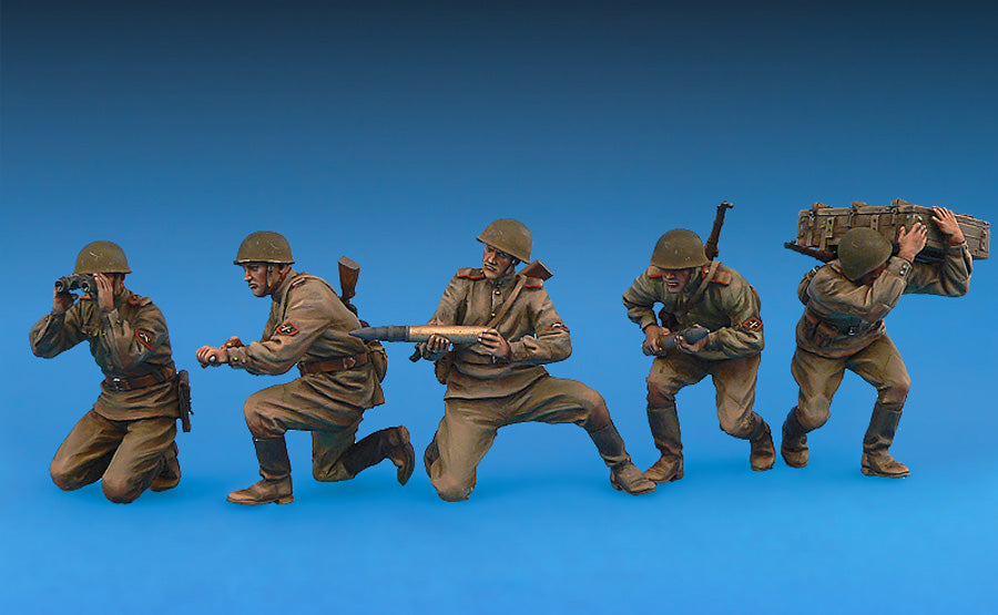 MiniArt 1/35 USV-BR 76-mm Gun Mod.1941 w/Limber & Crew | 4820041102886