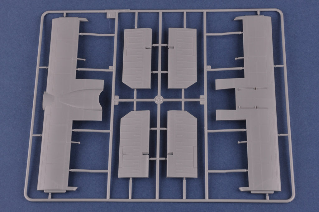 Hobby Boss 1/32 B-24J Liberator | 6939319232113