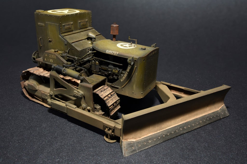 MiniArt 1/35 U.S. Armoured Buldozer | 4820183310217