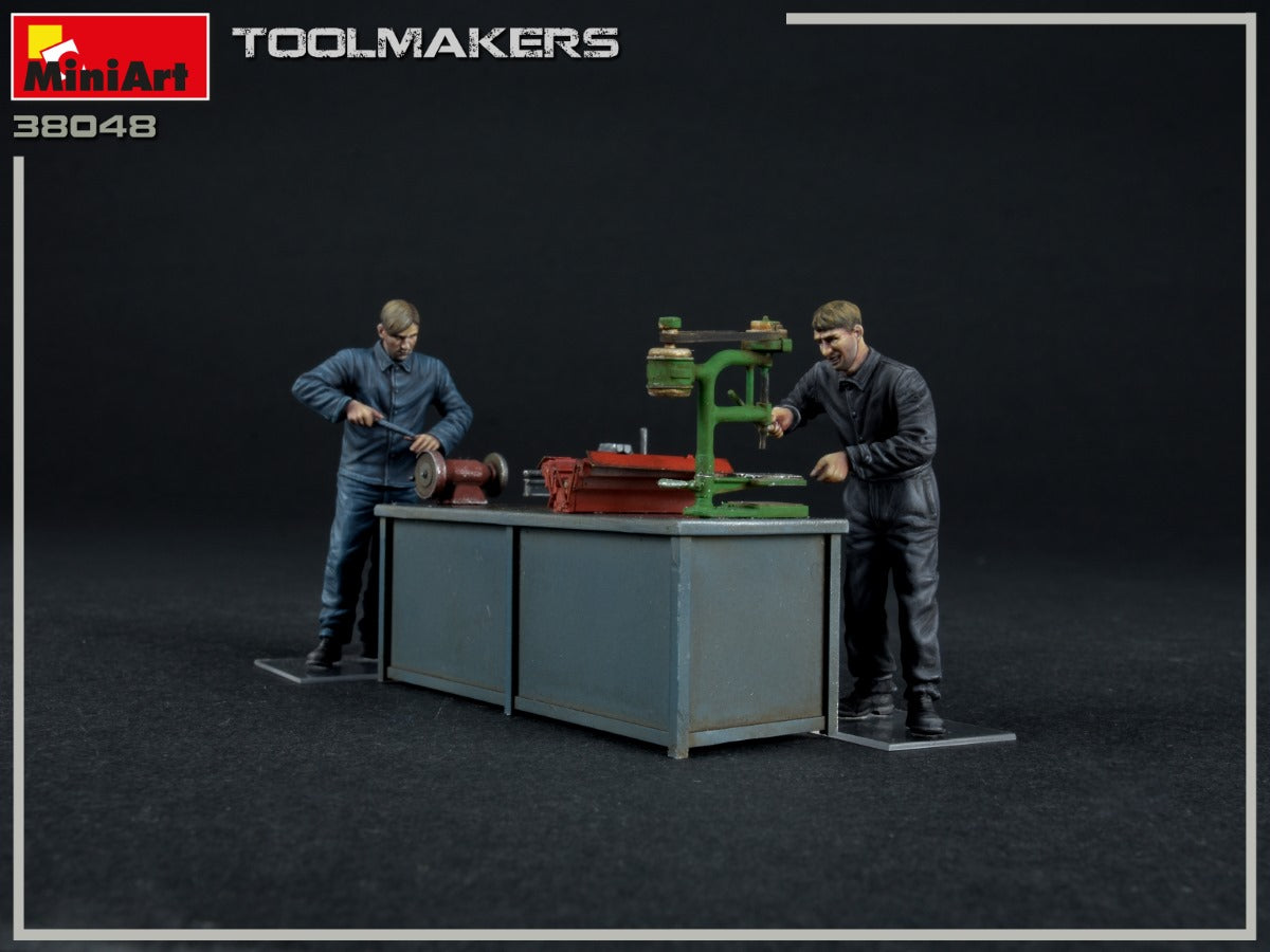 MiniArt 1/35 Toolmakers | 4820183313652