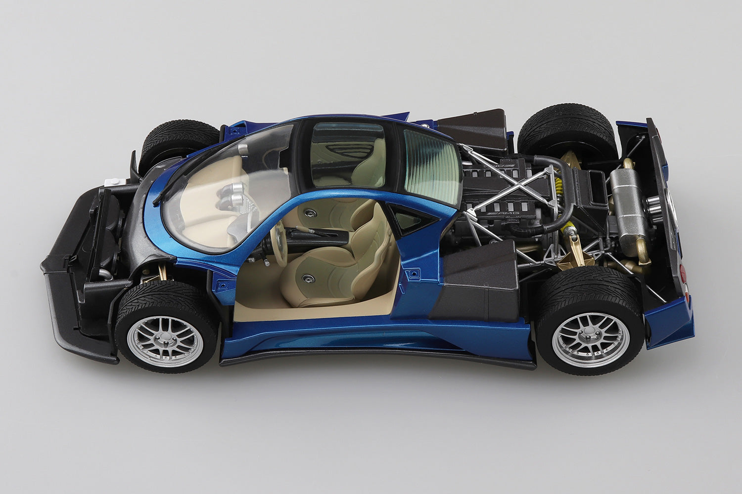 Aoshima 1/24 '00 Pagani Zonda C12S | 4905083056028