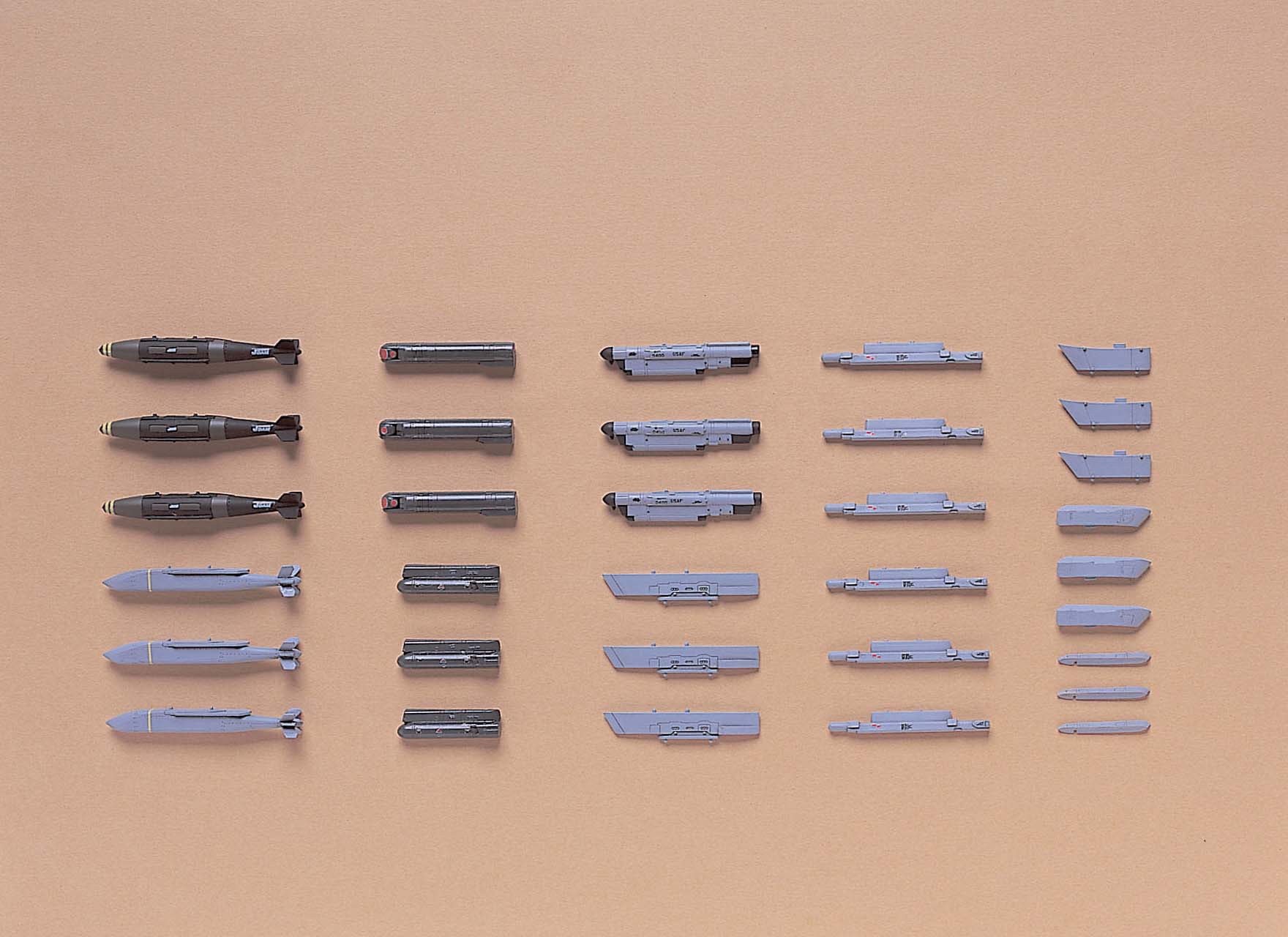Hasegawa [X72-12] 1:72 AIRCRAFT WEAPONS VII : U.S. SPECIAL BOMBS & LANTIRN PODS
