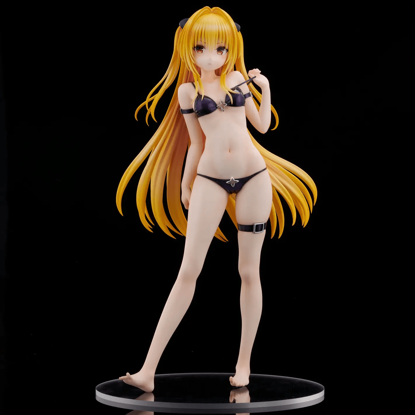 To LOVE-Ru Darkness Swimsuit Series “Golden Darkness” 1/4 Scale Figure | 4589642718178