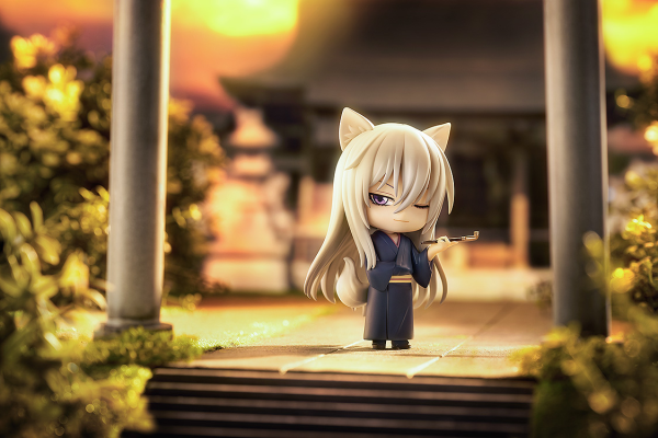 GOOD SMILE COMPANY Nendoroid Light Tomoe: Fox Spirit Ver.(4571697184282)