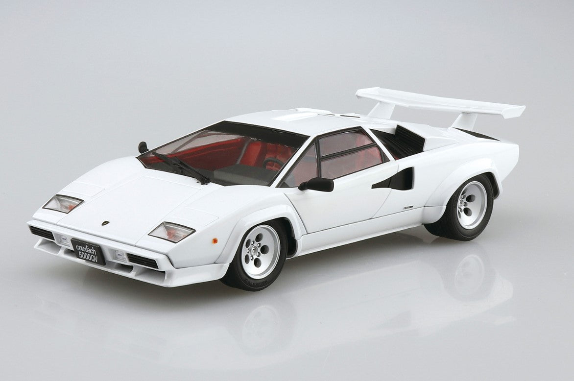 Aoshima 1/24 '85 Lamborghini Countach 5000QV