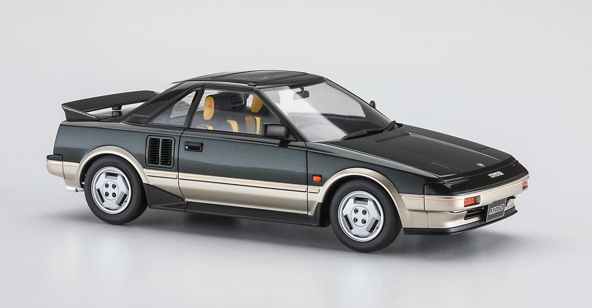 Hasegawa [HC51] 1:24 TOYOTA MR2 (AW11) EARLY VERSION G-Limited (Moon Roof)