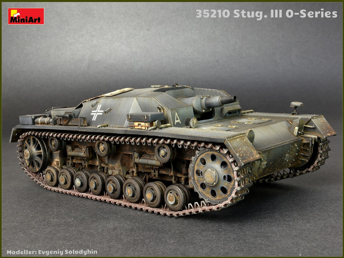 MiniArt 1/35 Stug.III 0-Series | 4820183311580