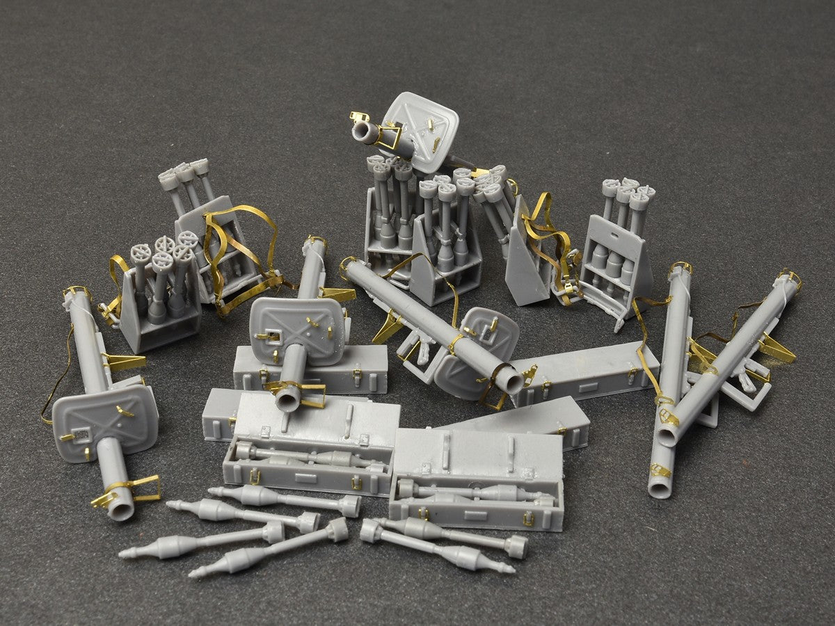 Miniart [35263] 1/35 Panzerschreck RPzB.54 & Ofenrohr RPzB.43 Set | 4820183311399