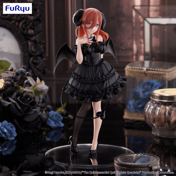 FuRyu The Quintessential Quintuplets Specials2 BiCute Dark Figure -Nakano Miku- | 4571623506652