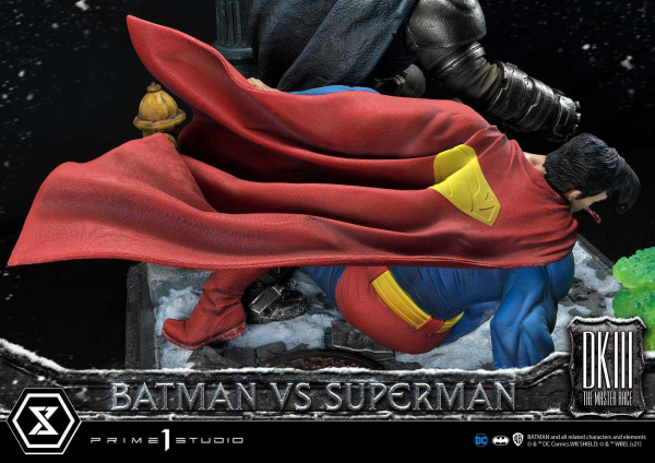 Prime 1 Studio Ultimate Diorama Masterline Batman:The Dark Knight Returns (Comics) Batman versus Superman Deluxe Version(4580708030869)(4580708030869)
