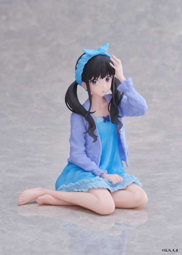 TAITO Lycoris Recoil Desktop Cute Figure - Takina Inoue (Roomwear Ver.) | 840342403974