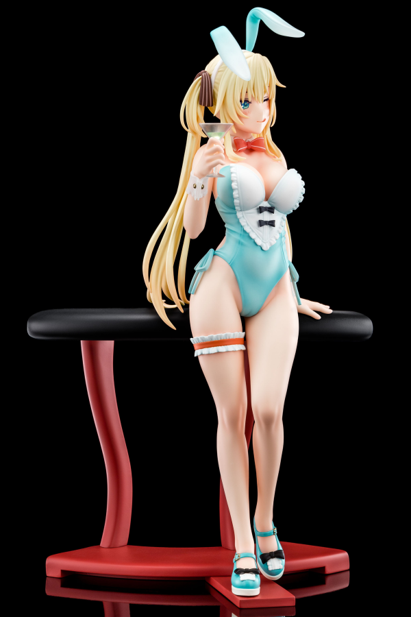 Regina Mercedes wearing 秘色(HISHOKU) bunny costume with Nip Slip Gimmick System