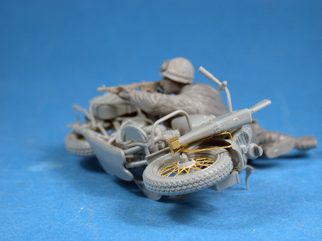 MiniArt 1/35 U.S.Motorcycle WLA with Rifleman | 4820183310163
