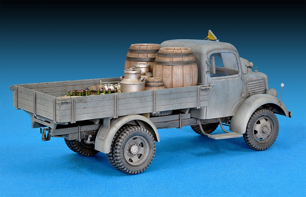 MiniArt L1500S. German 1,5t 42 Cargo Truck (1/35) | 4820041102664