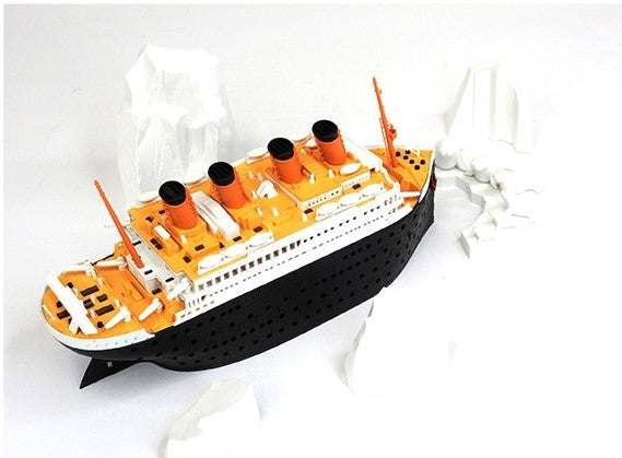 Suyata TITANIC SEAL & ICEBERG SCENE