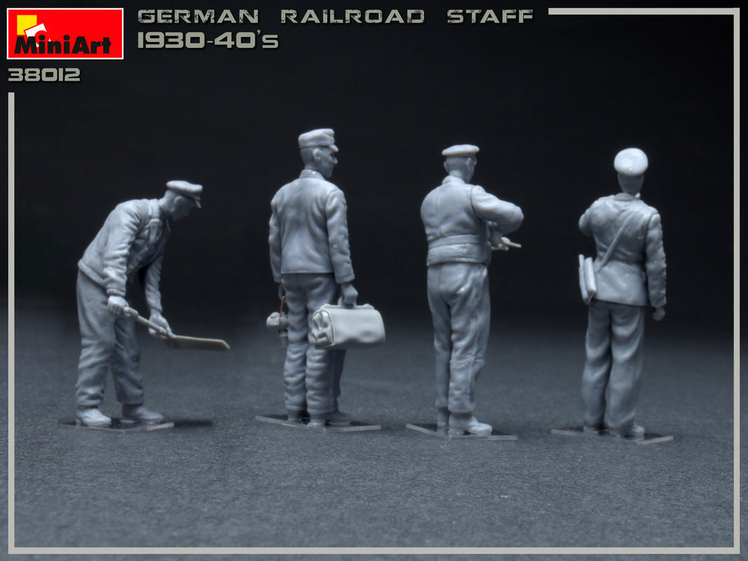 MiniArt German Railroad Staff 1930-40s | 4820183311986
