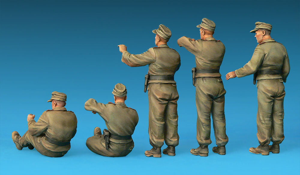 MiniArt 1/35 German SPG Crew Riders | 4820041100981