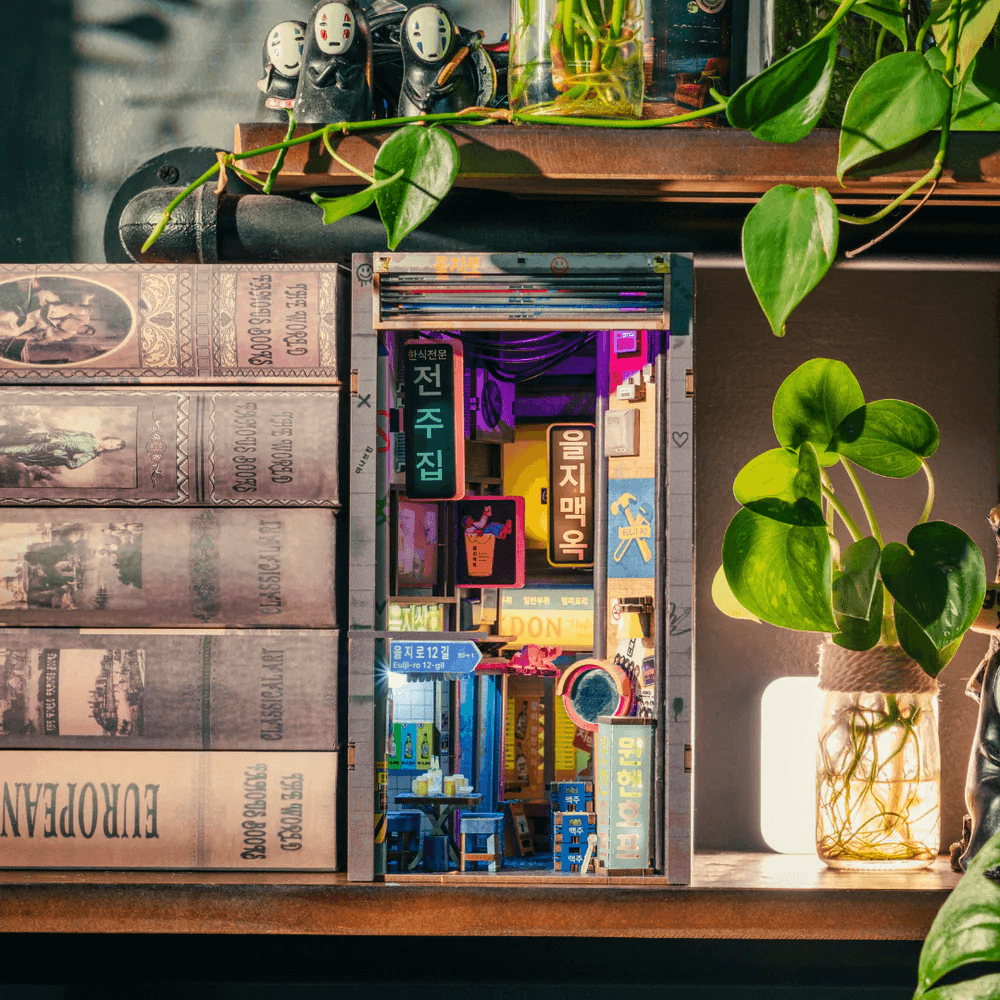 Seoul Hipjiro Book Nook Kit | 2022600000050