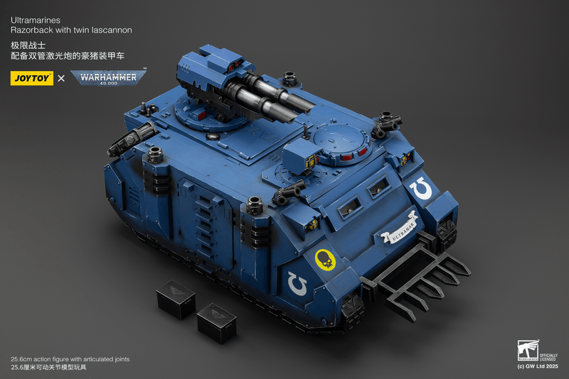 JOYTOY Ultramarines Razorback with twin lascannon
