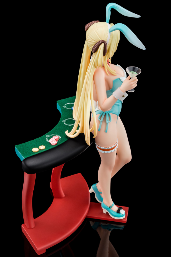 Regina Mercedes wearing 秘色(HISHOKU) bunny costume with Nip Slip Gimmick System