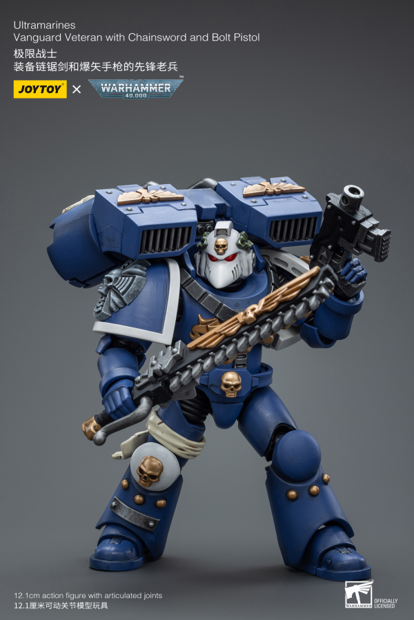 Joy Toy Ultramarines Vanguard Veteran with Chainsword and Bolt Pistol | 6973130378025