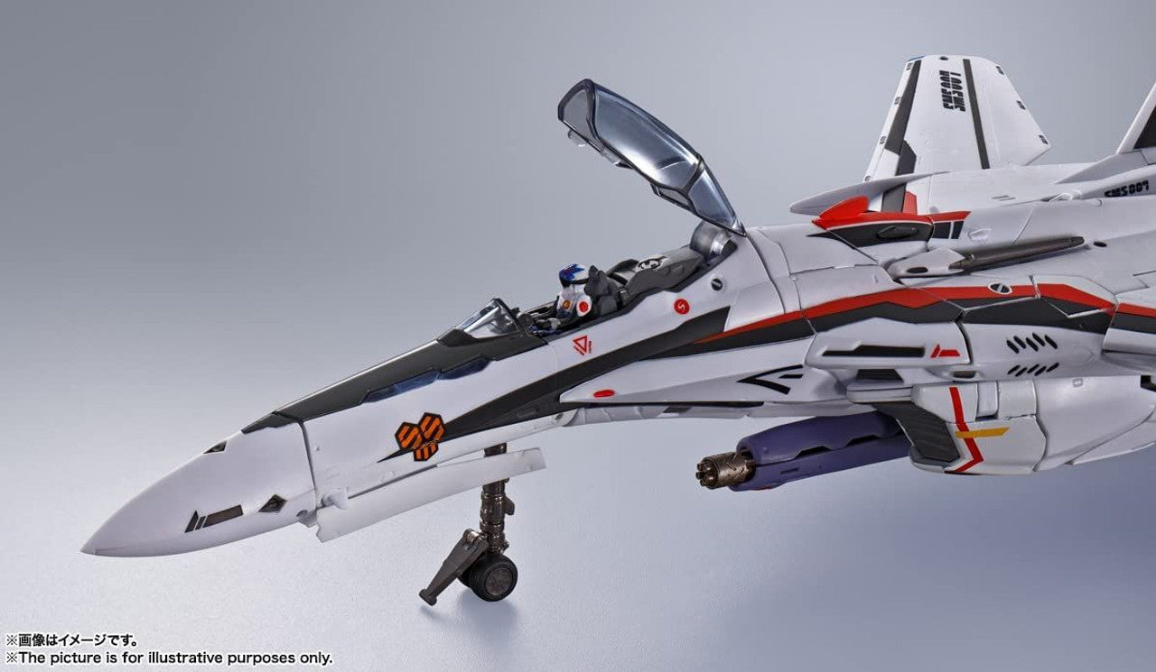 BANDAI Toy VF-25F Super Messiah Valkyrie (Alto Saotome Custom) Revival ver. | 4573102649669